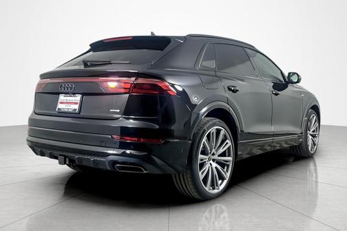 Mythos Black Metallic 2026 Audi Q8 55 Prestige