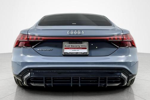 2023 Audi e-tron GT Premium Plus quattro