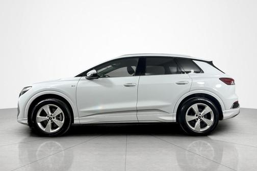 2024 Audi Q4 e-tron Premium Plus 55 quattro