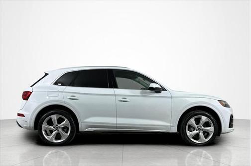 2021 Audi Q5 45 Premium Plus