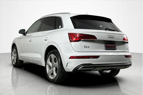 2021 Audi Q5 45 Premium Plus