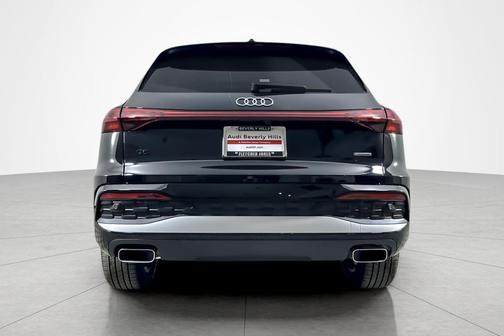 2025 Audi Q5 Premium TFSI quattro S tronic