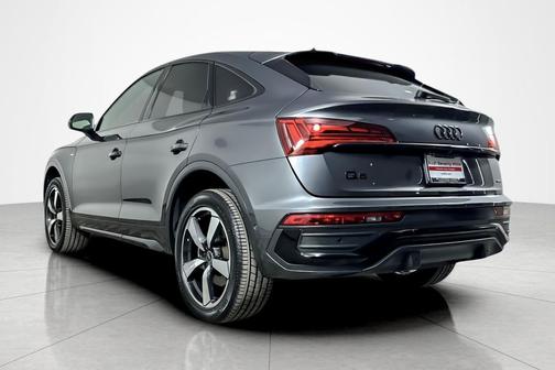 2023 Audi Q5 45 S line Prestige