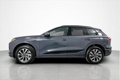 2025 Audi Q6 e-tron Premium Plus quattro