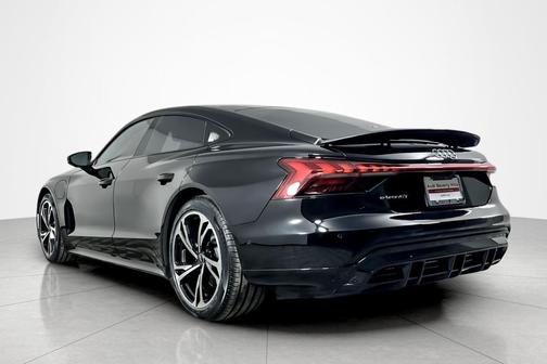 2023 Audi e-tron GT Prestige quattro