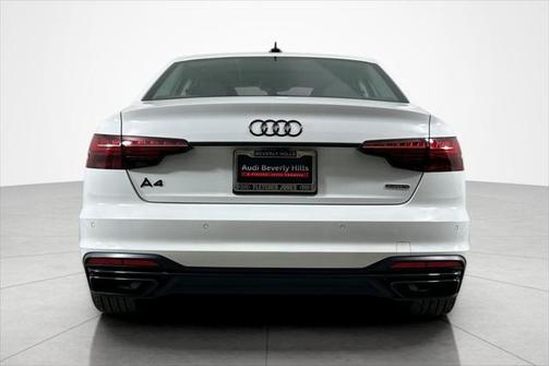 2022 Audi A4 40 Premium Plus