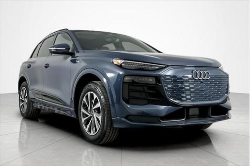 2025 Audi Q6 e-tron Premium Plus quattro