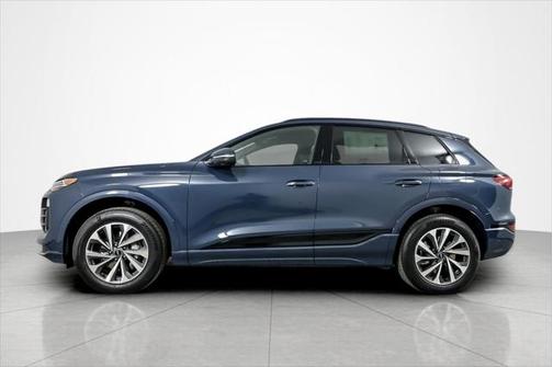 2025 Audi Q6 e-tron Premium Plus quattro