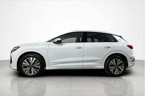 2023 Audi Q4 e-tron Premium 40 RWD