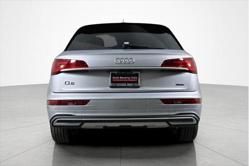2023 Audi Q5 40 Premium Plus