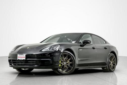 2018 Porsche Panamera 4