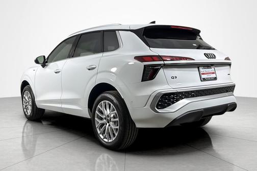 Arkona White 2026 Audi Q3 TFSI quattro S tronic