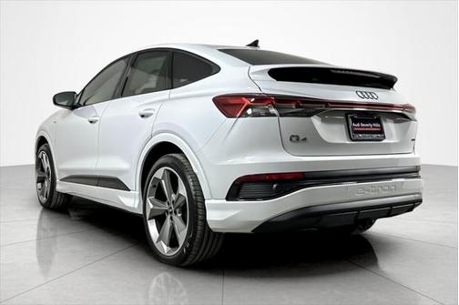 2025 Audi Q4 e-tron Sportback Premium 55 quattro