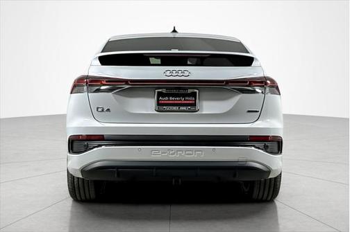 2025 Audi Q4 e-tron Sportback Premium 55 quattro