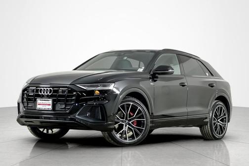 2022 Audi Q8 55 Premium Plus