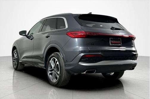 2025 Audi Q5 Premium