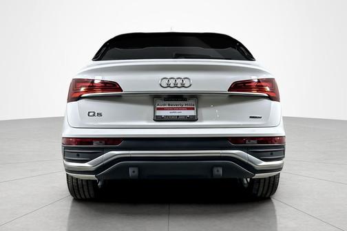 2022 Audi Q5 45 S line Premium Plus