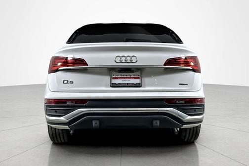 2022 Audi Q5 45 S line Premium Plus