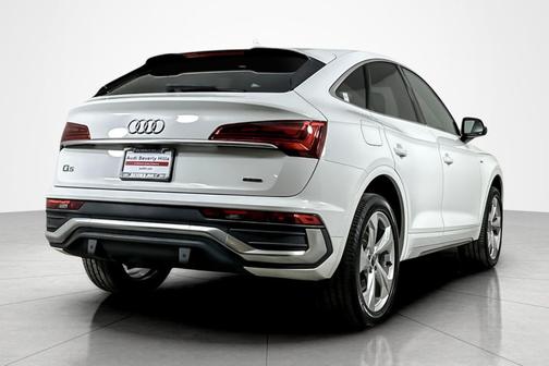 2022 Audi Q5 45 S line Premium Plus