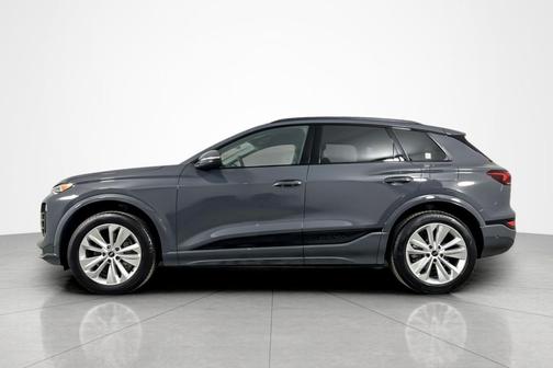 2025 Audi Q6 e-tron Premium