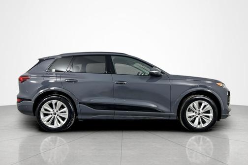 2025 Audi Q6 e-tron Premium