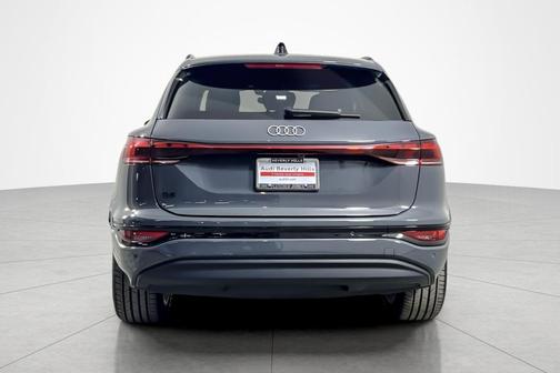 2025 Audi Q6 e-tron Premium