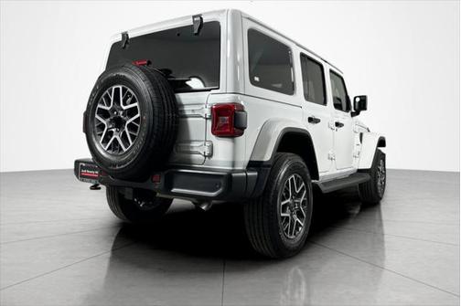 2024 Jeep Wrangler 4-Door Sahara 4x4