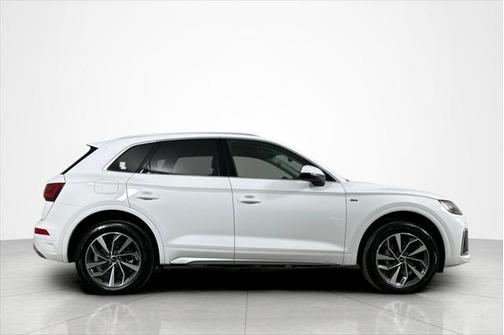 2024 Audi Q5 45 S line Premium Plus