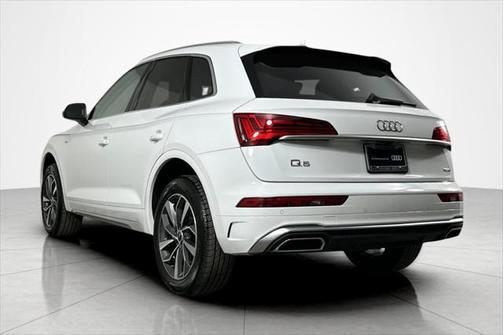 2024 Audi Q5 45 S line Premium Plus