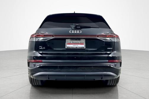 2024 Audi Q4 e-tron Prestige 55 quattro