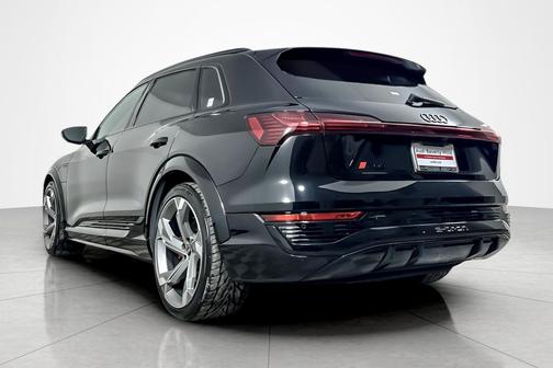 2024 Audi SQ8 4.0T Prestige