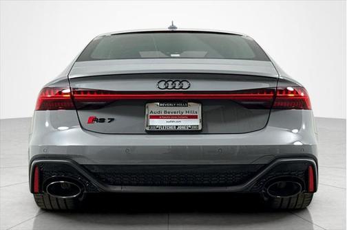 2025 Audi RS 7 4.0T Performance