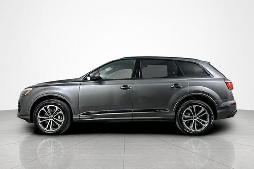 2026 Audi Q7 45 Premium