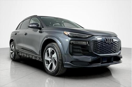2025 Audi Q6 e-tron Premium Plus quattro