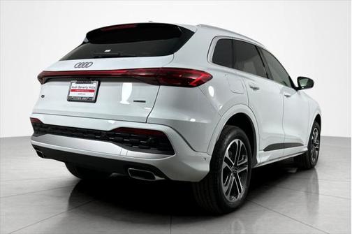 2025 Audi Q5 Premium