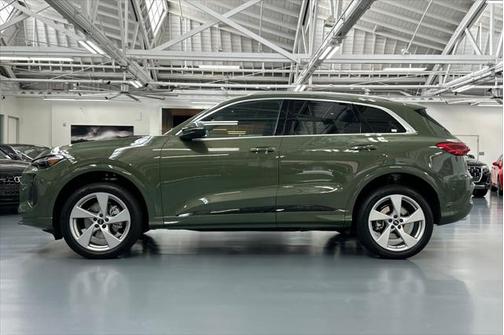 2025 Audi Q5 Premium Plus