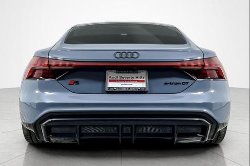 Kemora Gray Metallic 2026 Audi S e-tron GT Prestige quattro
