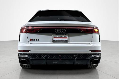 2026 Audi RS Q8 4.0T