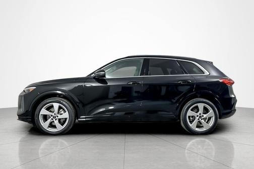 2025 Audi Q5 Prestige TFSI quattro S tronic