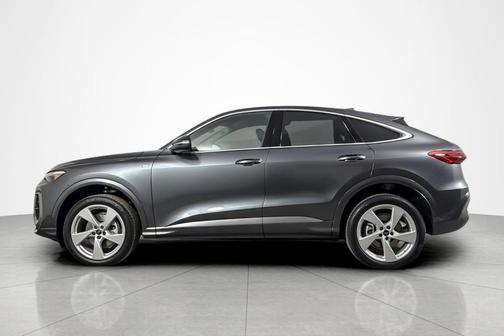 Daytona Gray Metallic 2026 Audi Q5 Sportback Premium Plus TFSI quattro S tronic