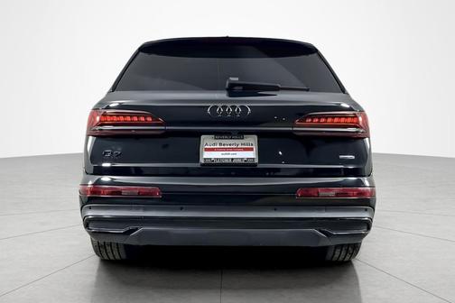 2023 Audi Q7 55 Prestige