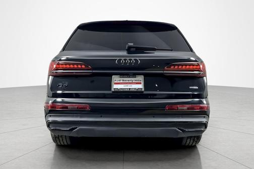 2023 Audi Q7 55 Prestige