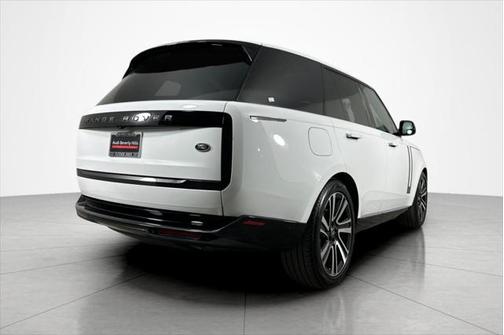 2023 Land Rover Range Rover P530 SE