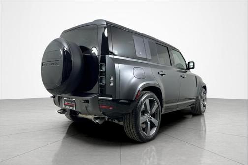 2024 Land Rover Defender 110 P525 Carpathian Edition