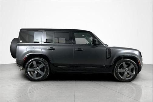 2024 Land Rover Defender 110 P525 Carpathian Edition