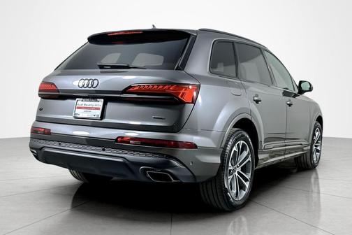 2026 Audi Q7 45 Premium Plus