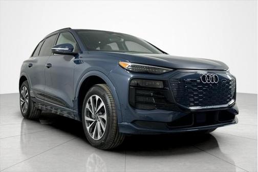 2025 Audi Q6 e-tron Premium Plus quattro