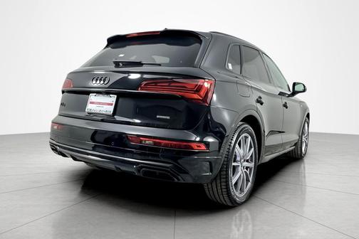2024 Audi Q5 55 S line Premium Plus