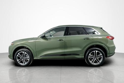 District Green Metallic 2026 Audi Q5 Premium TFSI quattro S tronic
