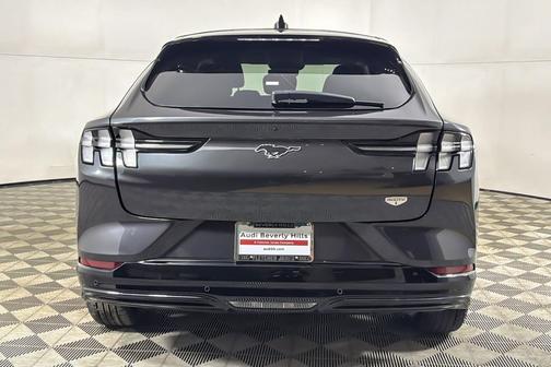 2021 Ford Mustang Mach-E California Route 1